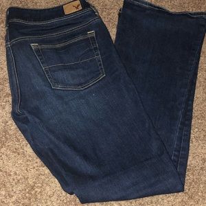 Woman’s American Eagle Jeans